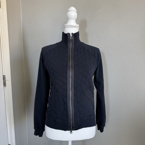 Noble Outfitters Equestrian Apparel Woman’s Quilted Jacket Size S Navy Blue - Picture 3 of 11